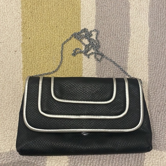 Black and Silver clutch/wallet on chain - Picture 1 of 5
